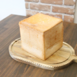 かるふわ食パン